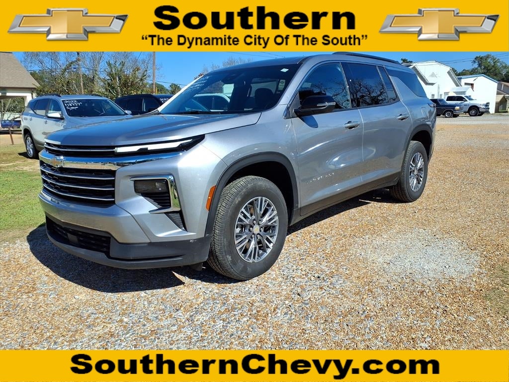 2025 Chevrolet Traverse LT