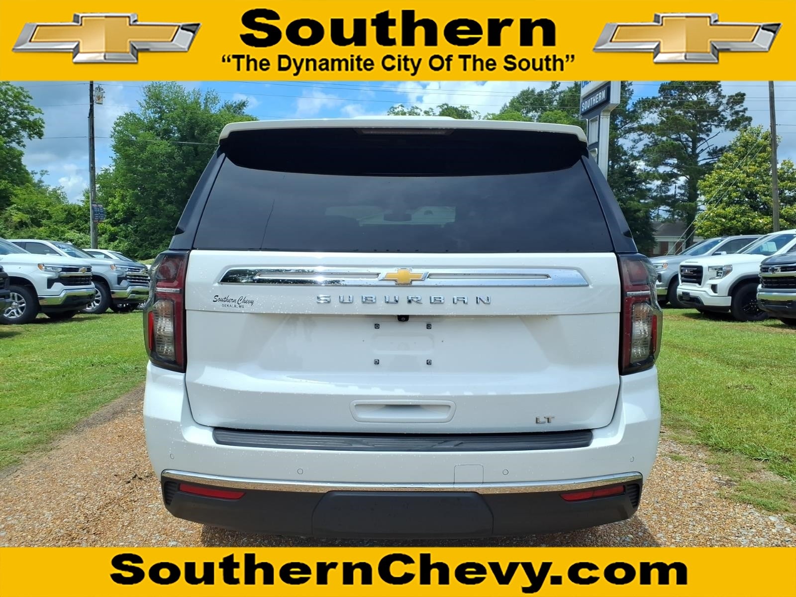2022 Chevrolet Suburban LT