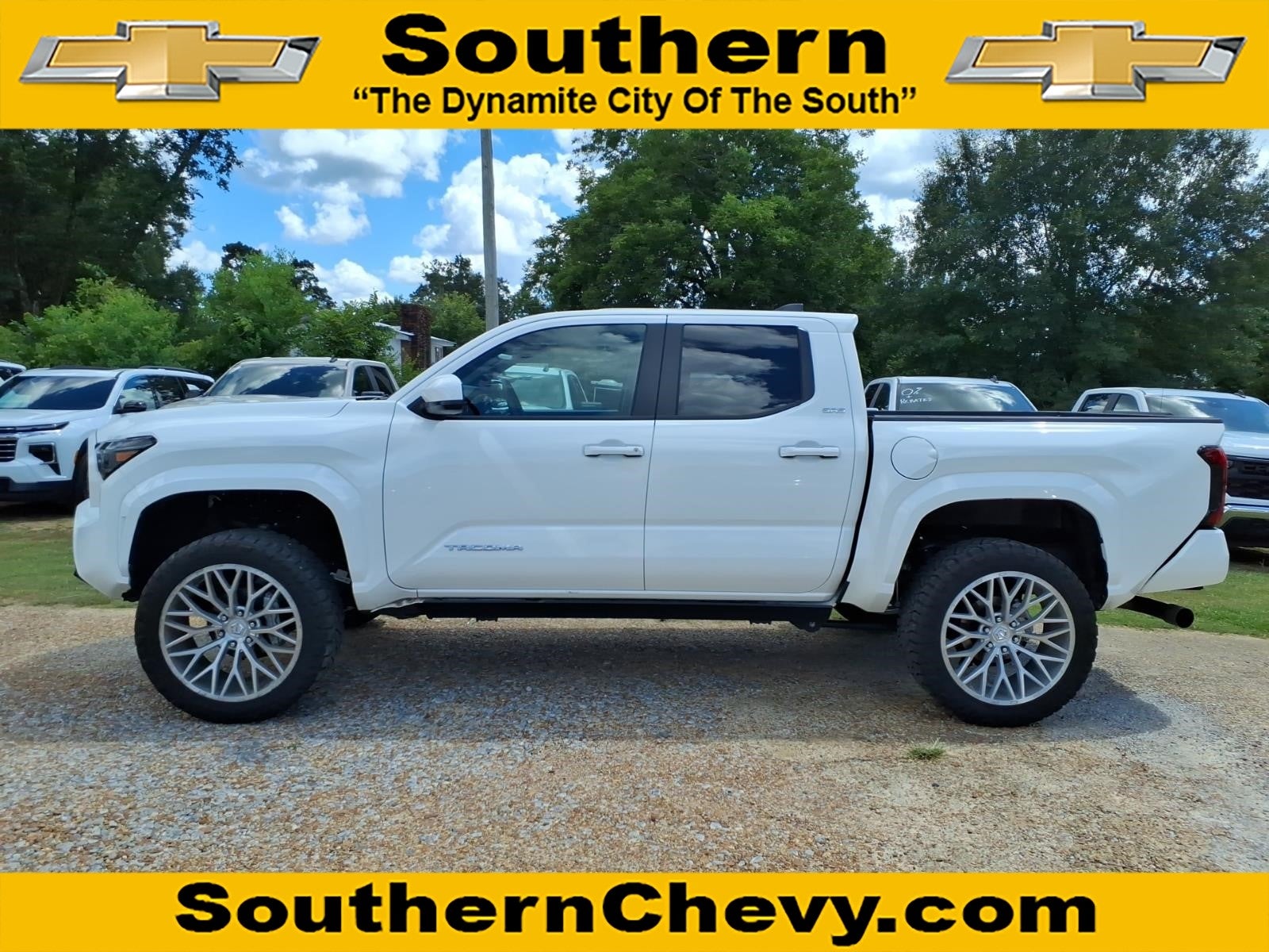 2026 Toyota Tacoma 4WD SR5