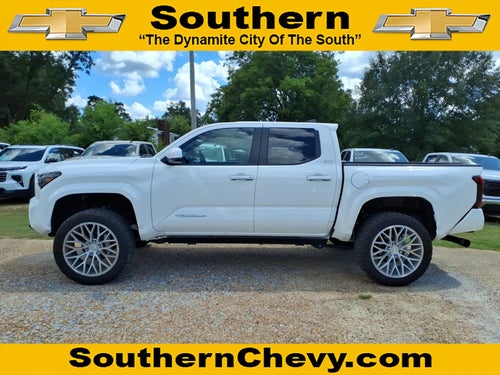 2026 Toyota Tacoma 4WD SR5
