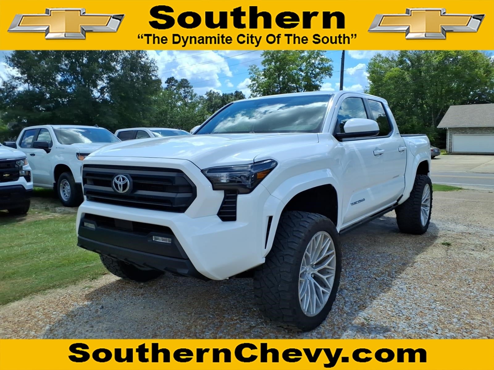 2026 Toyota Tacoma 4WD SR5